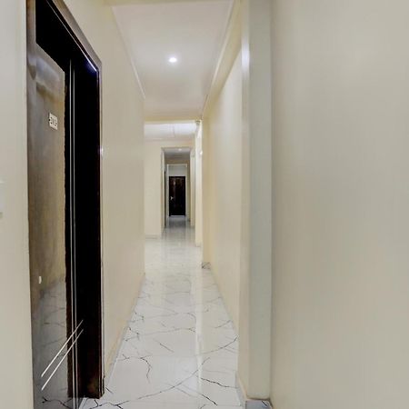 Hotel O Diamond Inn Нью-Делі Екстер'єр фото